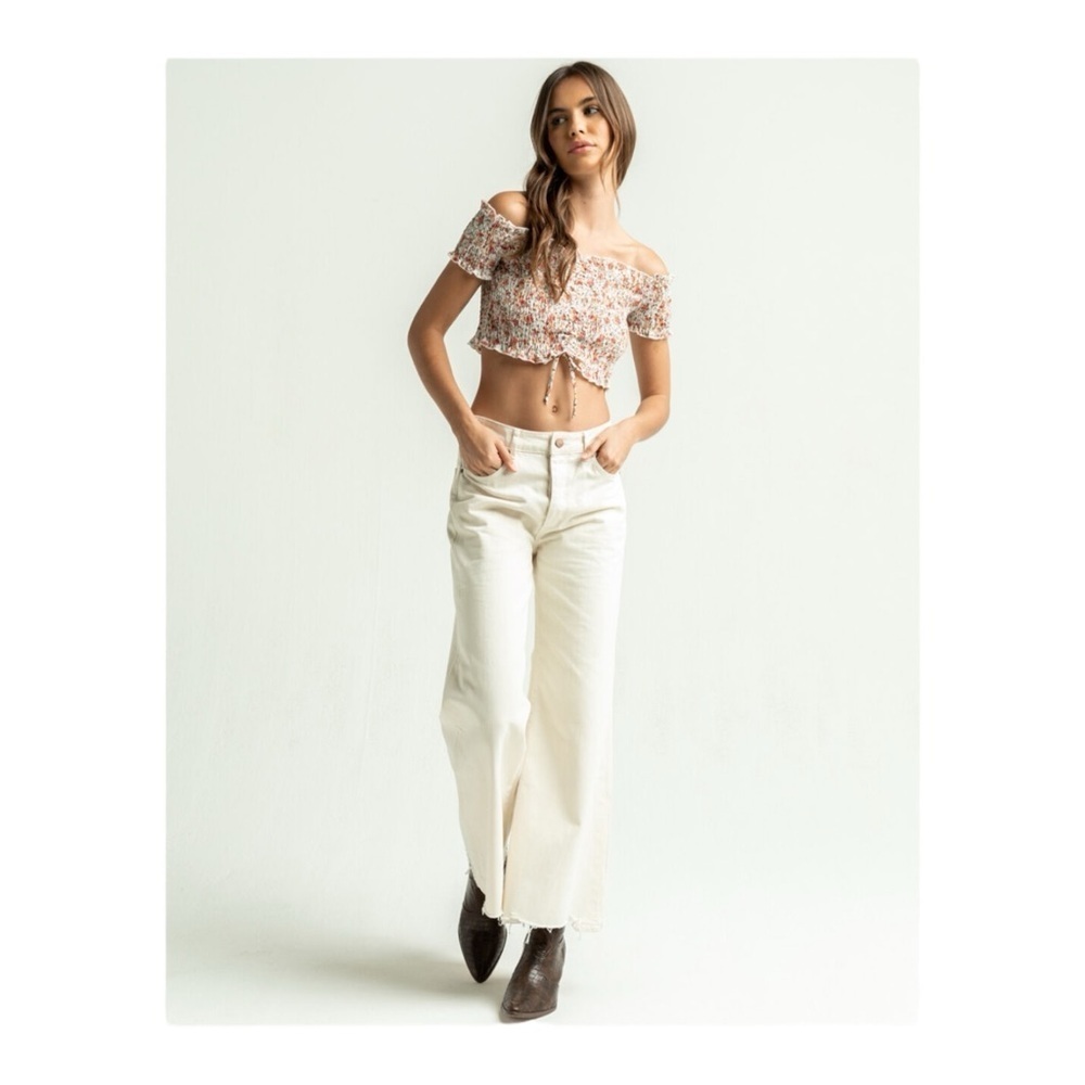 TRACTR Wide Leg Distressed Hem Denim Pants in Cream NWT - Picture 7 of 7